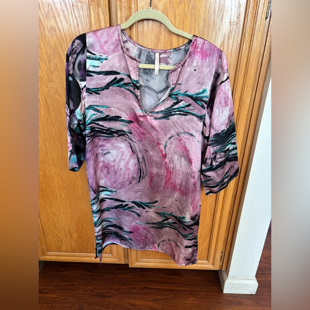 Aguaclara pink multicolored 100% silk top blouse size medium